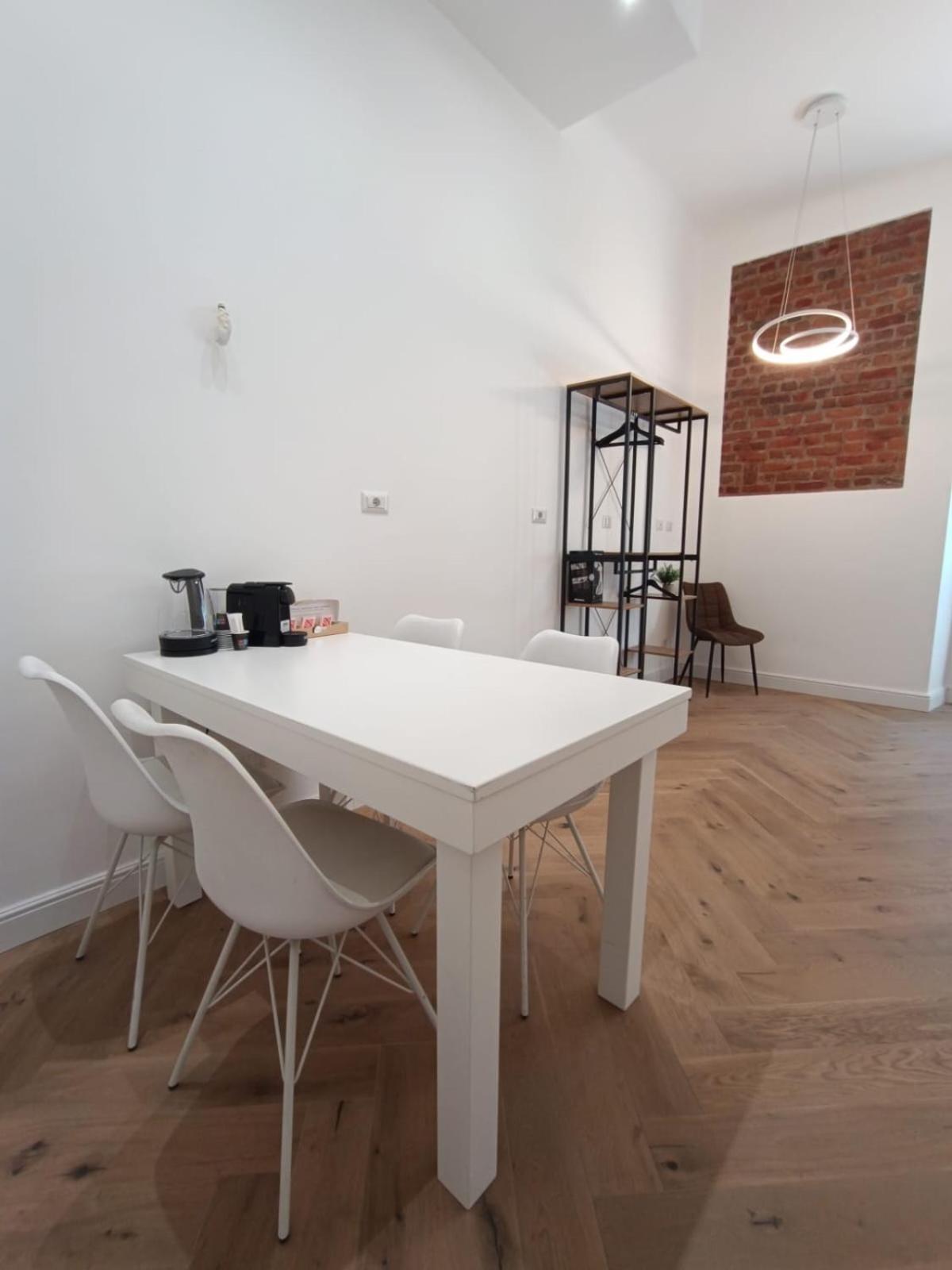 Be-C0 Centrale New Double Suite Milan Extérieur photo